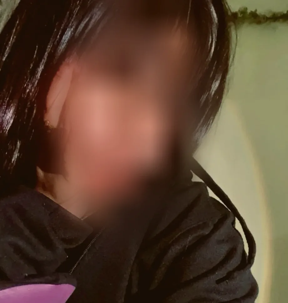 Claudia, 18 anni