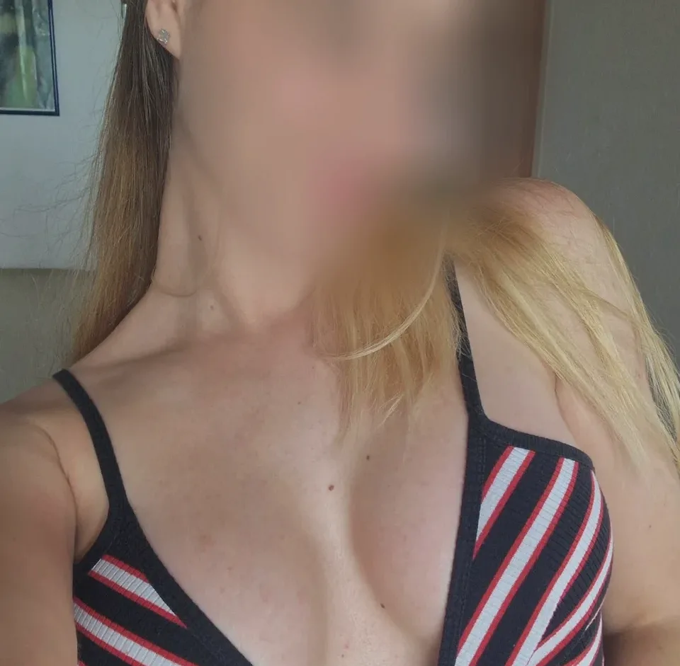 Elisa, 24 anni